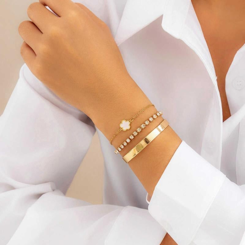 Rhinestone Clover Chain Bracelet – Simple Geometric Smooth Bangle
