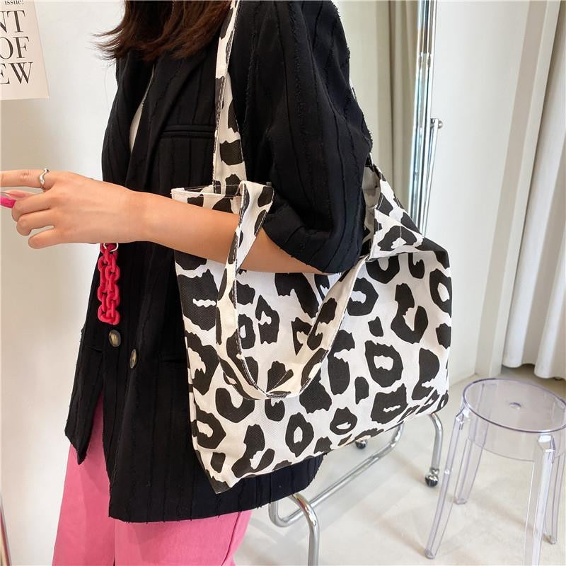 Large Capacity Canvas Tote Bag for Women - 2023 New Trendy Casual All-Match Leopard Print Shoulder Shopping Bag