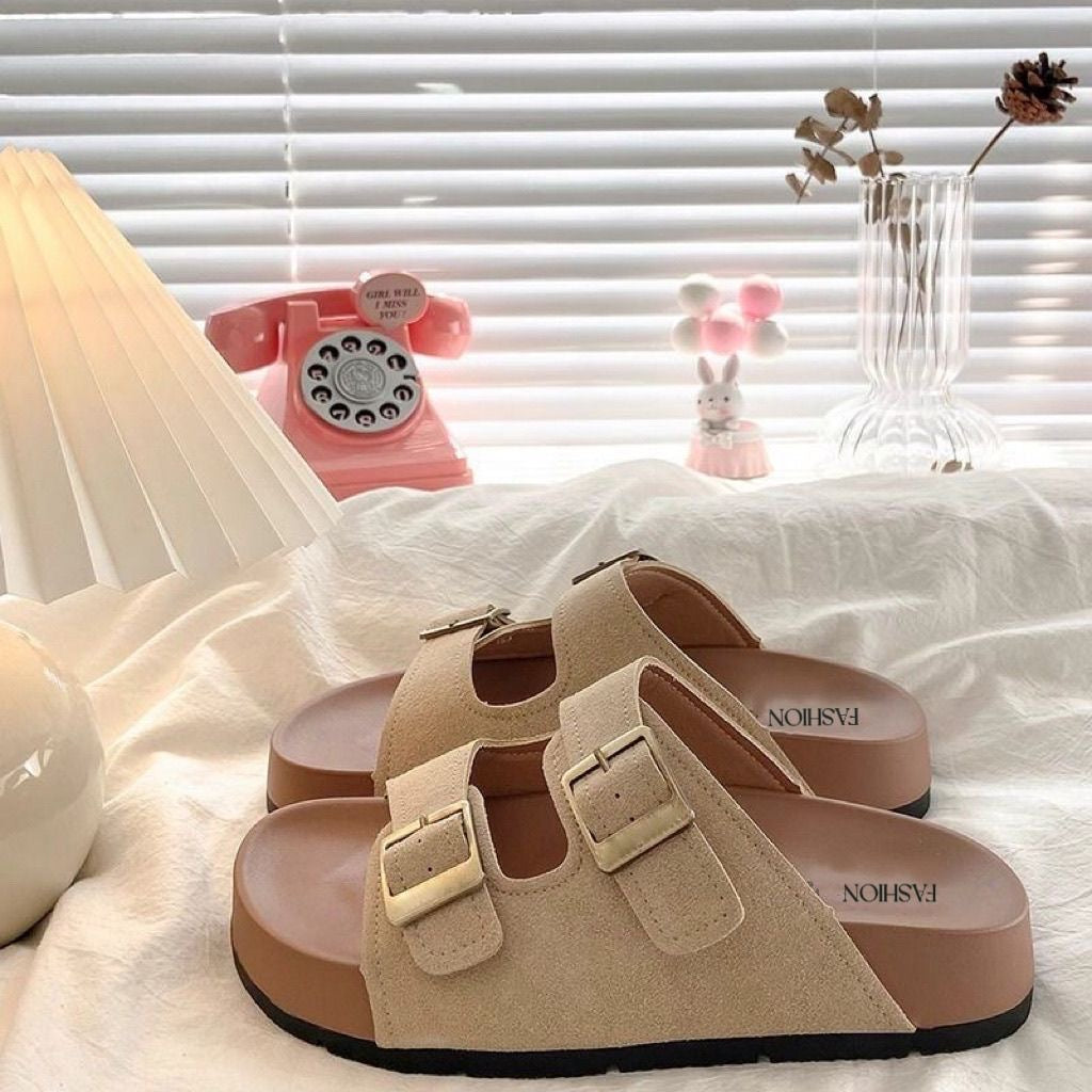 Female slippers (women)