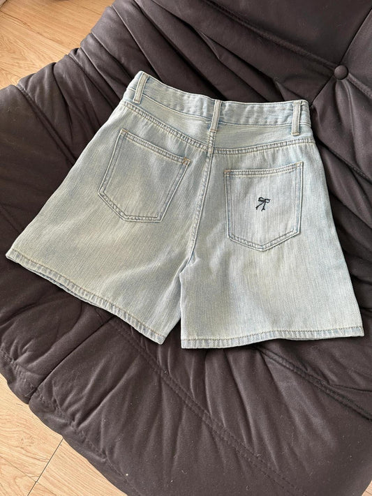 Plus Size Denim Shorts for Women 300 lbs – Bow Embroidery, High-Waisted, Loose Fit, Pear-Shaped Body, Tummy Control Wide-Leg Shorts