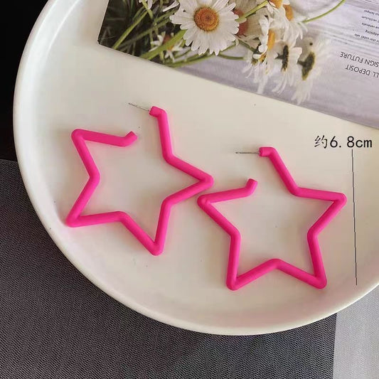 Rose Pink 3D Heart-Shaped Statement Earrings – Sweet and Bold, Slimming, Barbie-Inspired Design