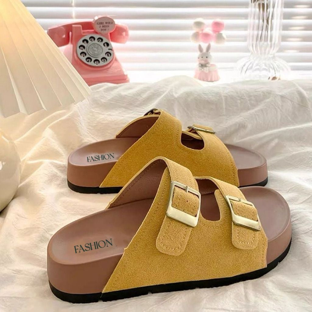 Female slippers (women)